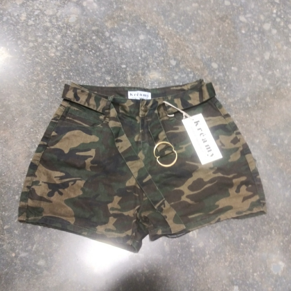 Camouflage High Waist Shorts